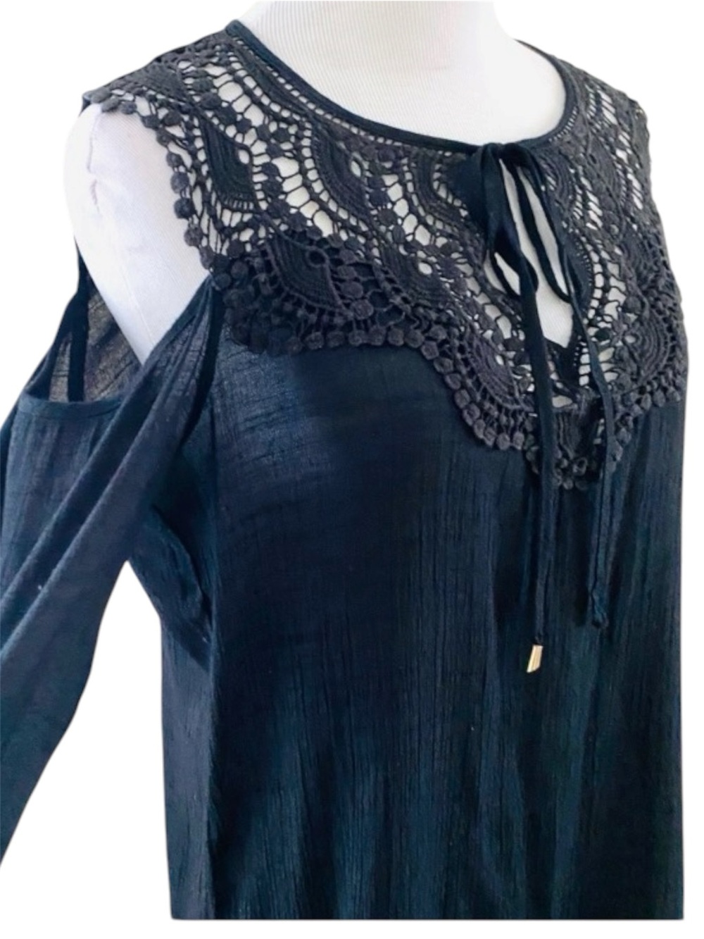 Thalia Sodi Women's Top Blouse Long Sleeve Lace Small Black Boho Chic Whimsigoth